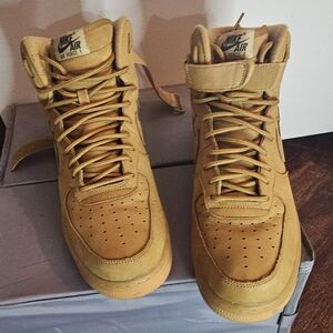 Nike Tan High-Top Sneakers Nubuck Finish